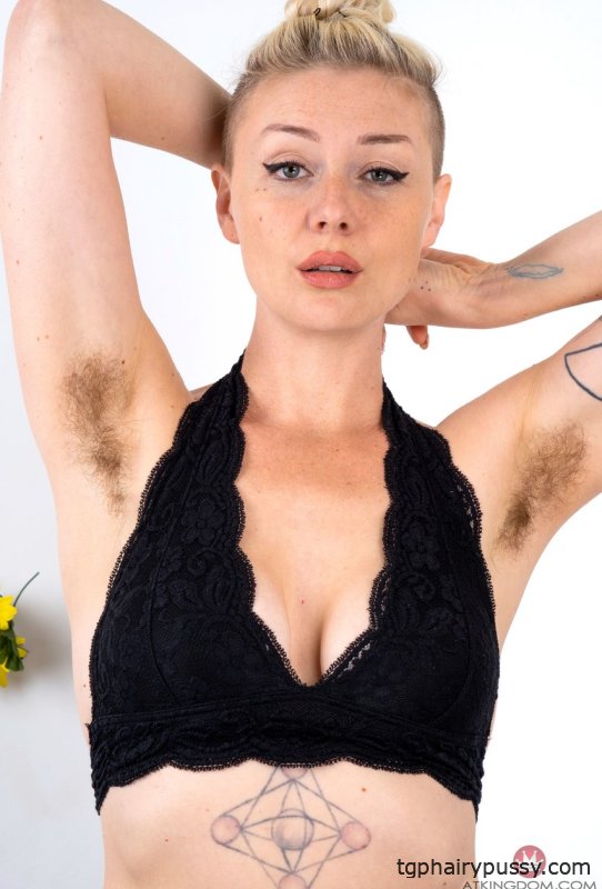 АТК Волосатая Дакота Роуз