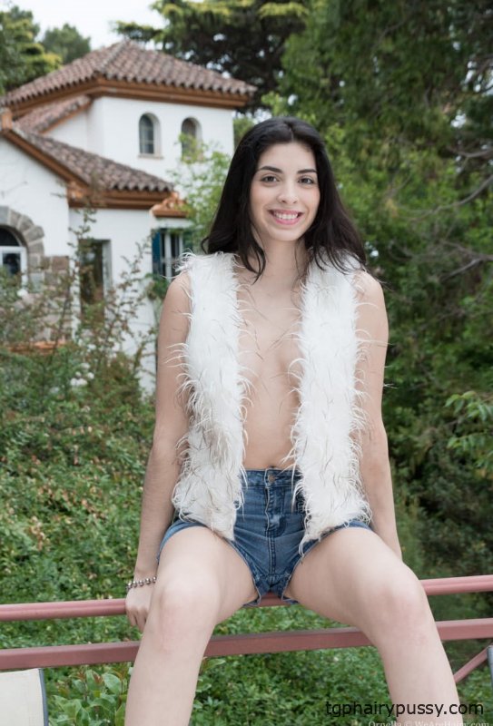 Писька с повышенной волосатостью