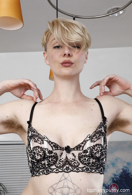 АТК Волосатая Дакота Роуз