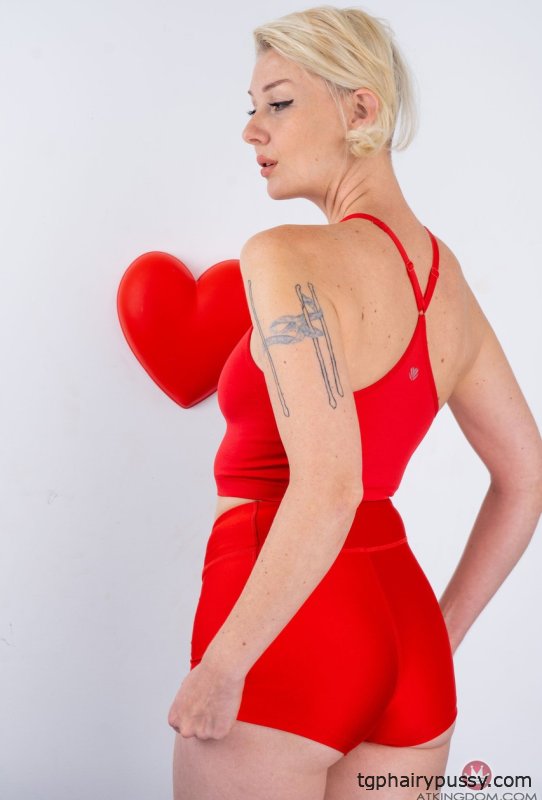 АТК Волосатая Дакота Роуз